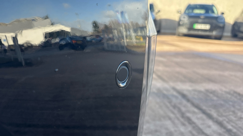 Peugeot 208 1.2 Hybrid 110 Allure 5dr e-DSC6 Petrol Hatchback